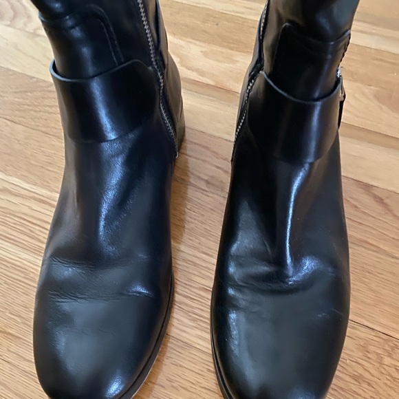 Michael Kors leather riding boots.  Sz 8.5 - Picture 3 of 9